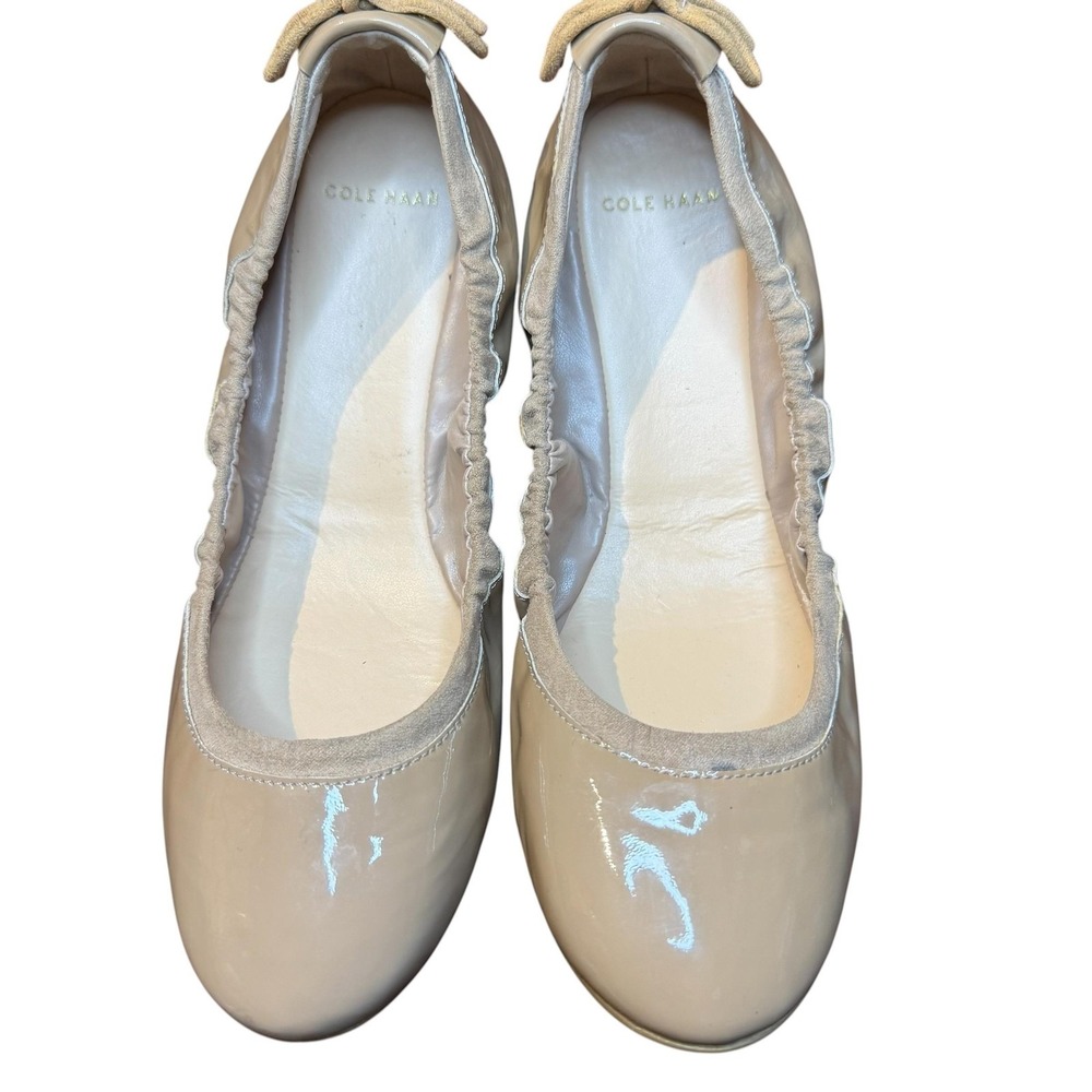 Cole‎ Haan Shoes Womens Size 6 Beige Patent Leather Ballet Flats Bow D42512